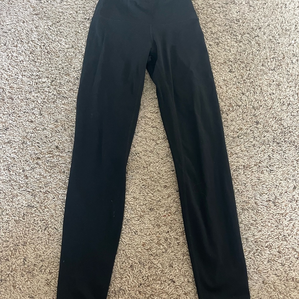 Black leggings